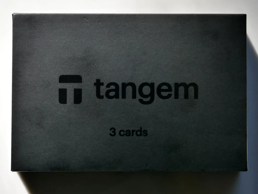 Tangem-Box-Front